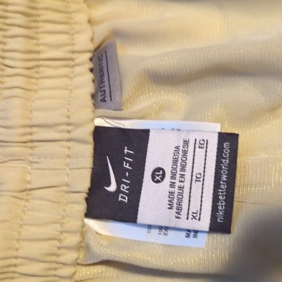 Vintage Purdue Nike authentic on court basketball shorts NWT - Picture 4 of 8